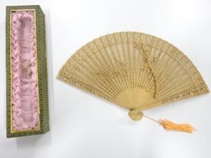 アンティーク　白檀　扇子